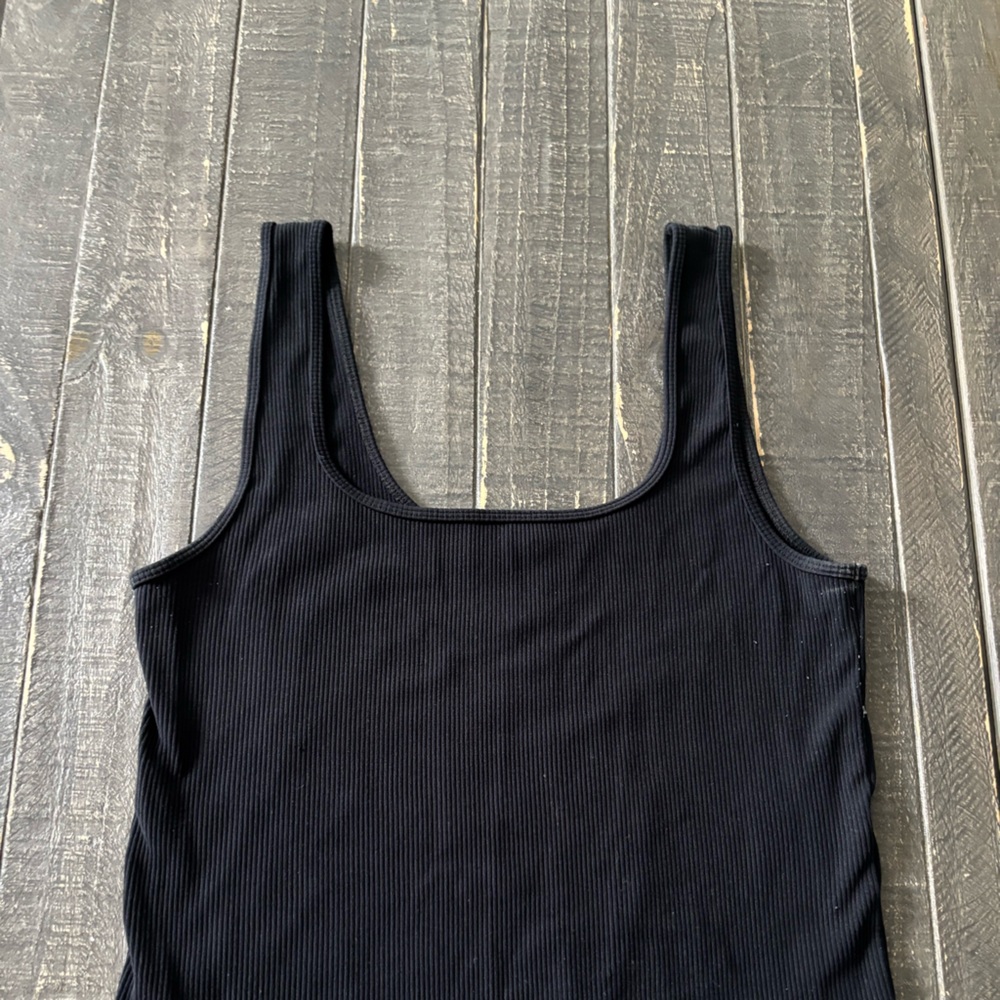 Abercrombie & Fitch Black Fitted Crop Tank Top